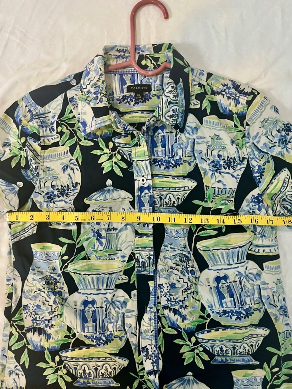 Talbots 100% cotton button down-XS - Picture 4 of 7